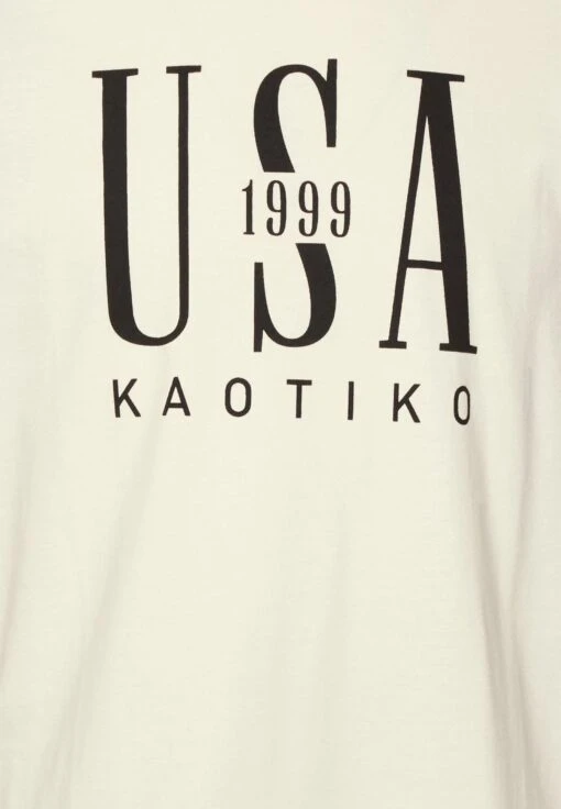 Kaotiko Rang Usa Unisex - Camiseta Estampada - Ivory/Burgundy -Kaotiko Tienda 033ab61a6d234b0493d7c8acc6ef9821 scaled