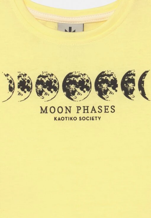 Kaotiko Moon Phases Unisex - Camiseta Estampada - Amarillo Pastel -Kaotiko Tienda 2fcd0f8358454f40a765fab07f8d2d4a scaled