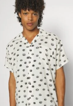 Kaotiko Eyes Unisex - Camisa - Ivory/Black -Kaotiko Tienda 3592cd1253a8424184f16c7a6502f2f4