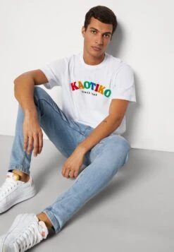 Kaotiko Yona Unisex - Camiseta Estampada - White -Kaotiko Tienda 5579eca86f9f4a0d8bfdf759bb509c25