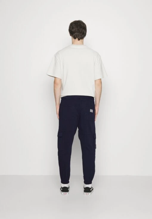 Kaotiko Pant Unisex - Pantalones Cargo - Navy -Kaotiko Tienda daa68c4b935142ee95b14aed890fa3b4 scaled