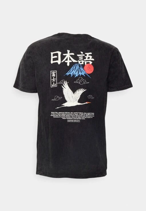 Kaotiko Washed Heron Japan - Camiseta Estampada - Regaliz -Kaotiko Tienda f9fdc4b7e77948b0bdbf0cc28ff5e7be scaled